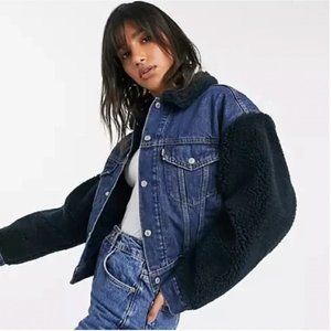 NWT Levi's Cocoon Bomber Sherpa Trucker Jacket Modern Boxy Fit Size M